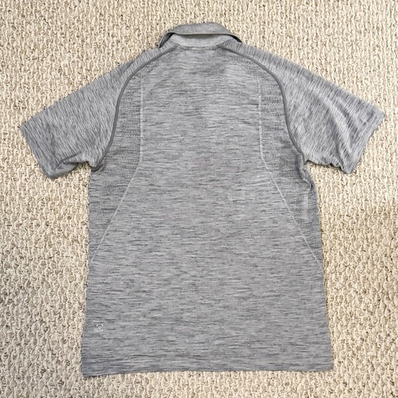 LIKE NEW Lululemon Men’s Metal Vent 2.0 Polo Athletic Shirt - Picture 2 of 5